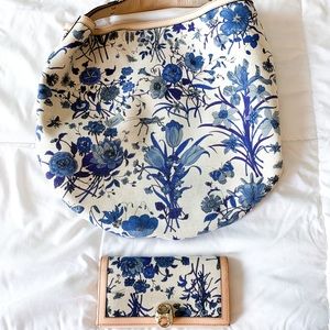 Gucci Porcelain Print Shoulder Bag Wallet Set